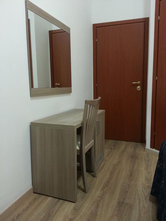 Marziah Inn Rome Room photo